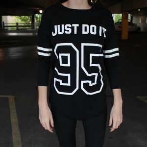 Nike "JUST DO IT" Quarter Sleeve T
